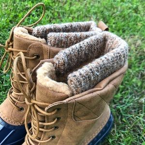 sweater cuff duck boot